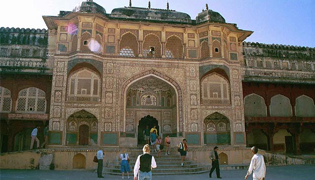 Royal Rajasthan (The Land of King Loop) 